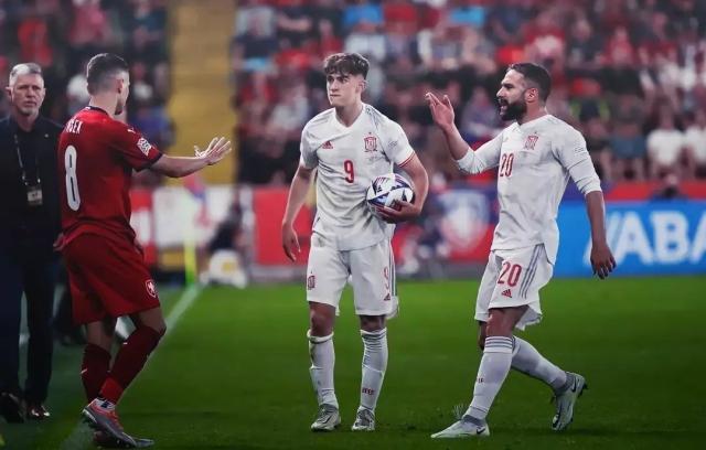 九游体育登录入口-【欧国联】加维处子球伊尼戈绝平 西班牙2比2捷克